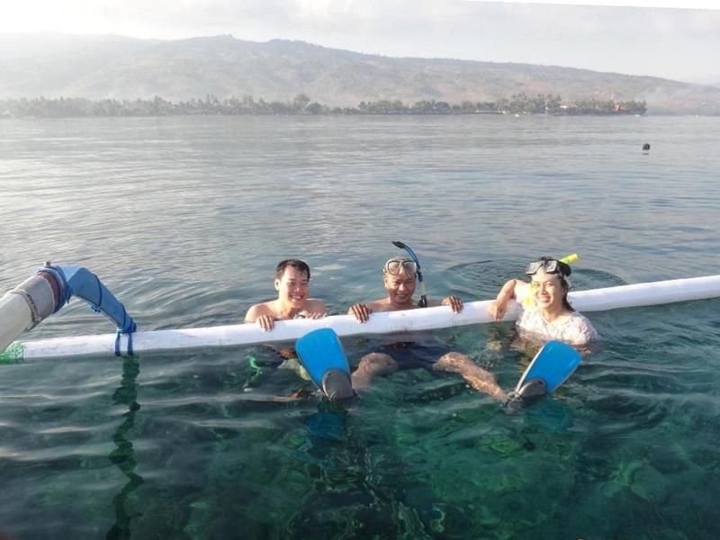 Lovina Beach Hotel image
