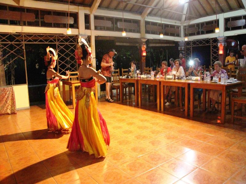 Lovina Beach Hotel image