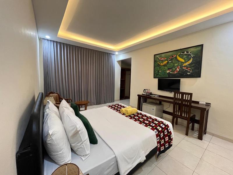 Lovina Beach Hotel image