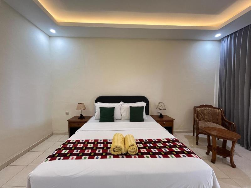 Lovina Beach Hotel image
