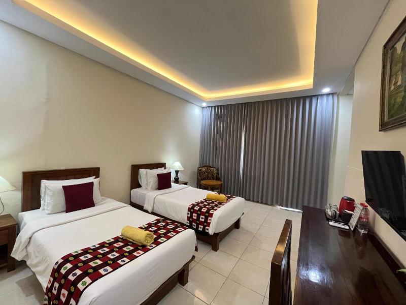 Lovina Beach Hotel image
