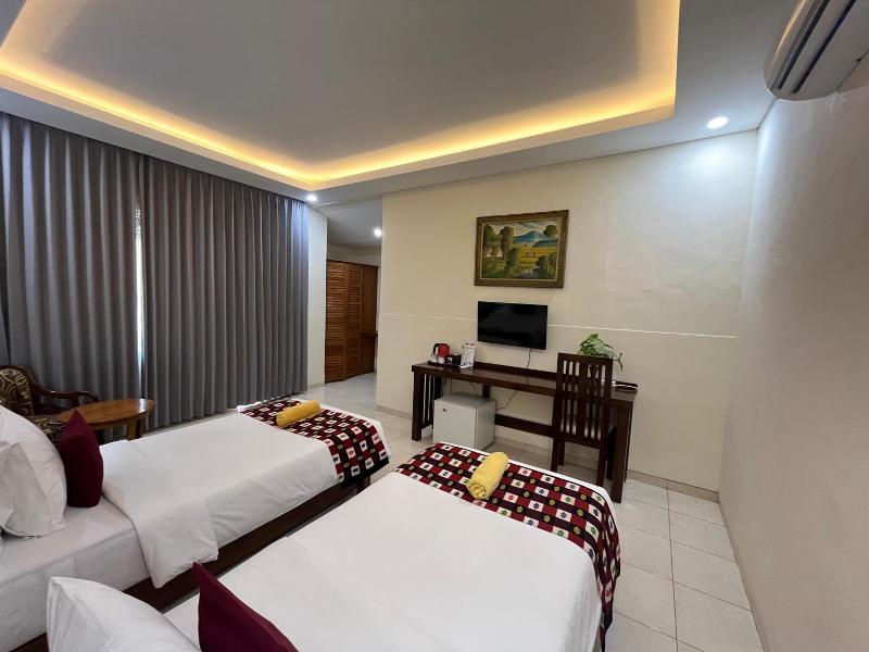 Lovina Beach Hotel image