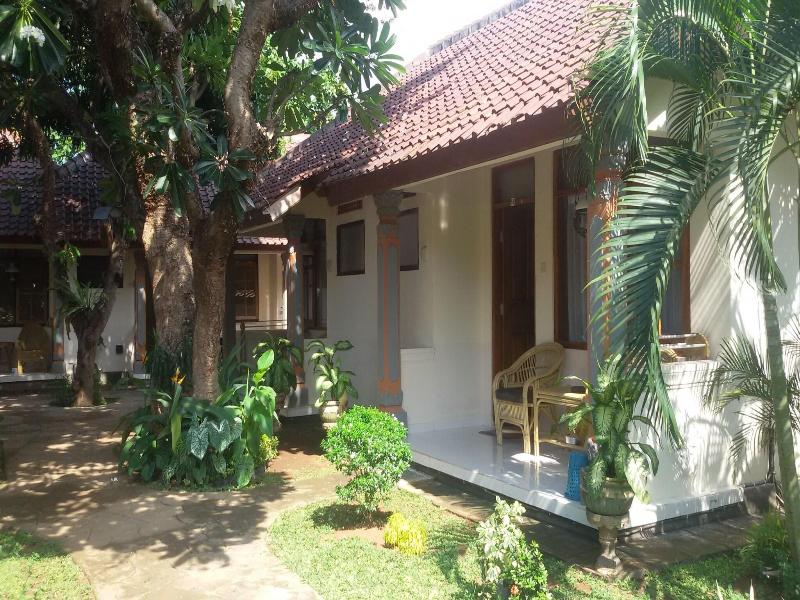 Lovina Beach Hotel image