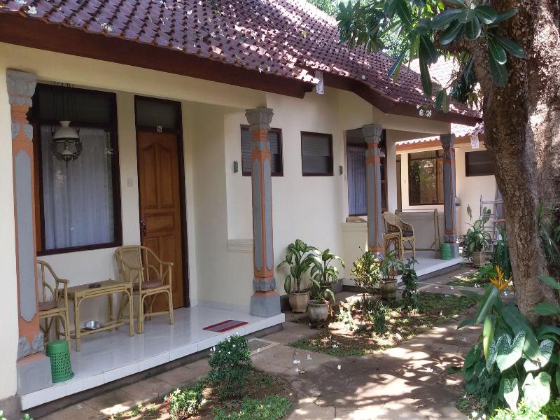 Lovina Beach Hotel image