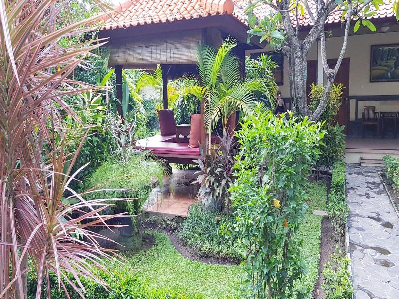 Kusnadi Hotel image
