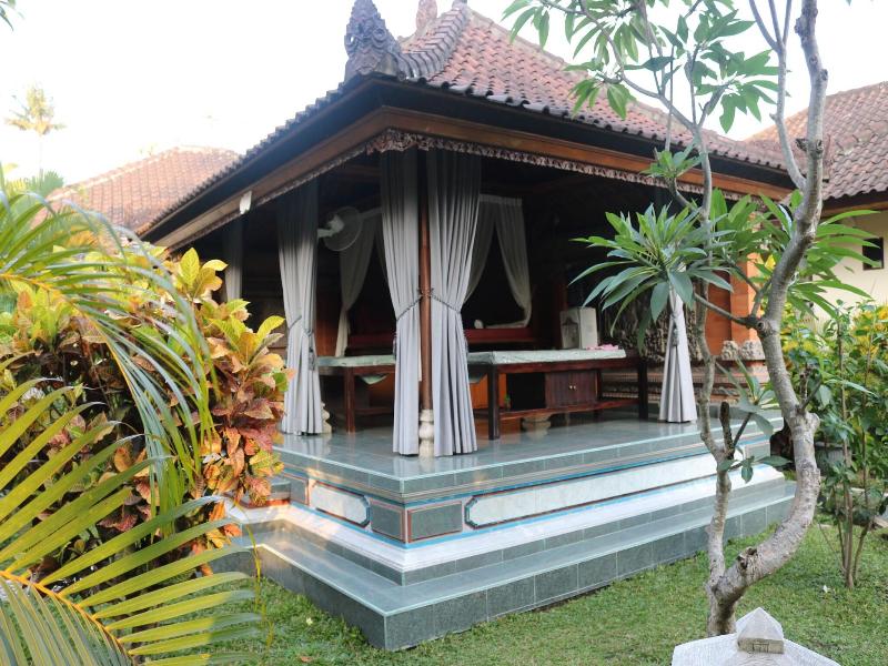 Kusnadi Hotel image
