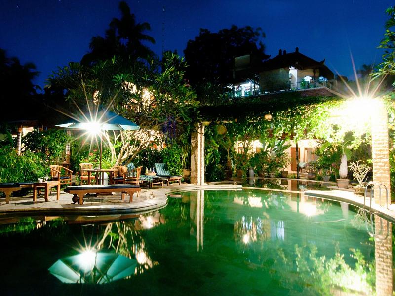 Kusnadi Hotel image