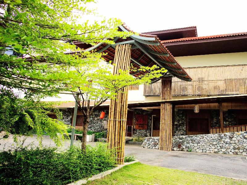 J Park Hotel image