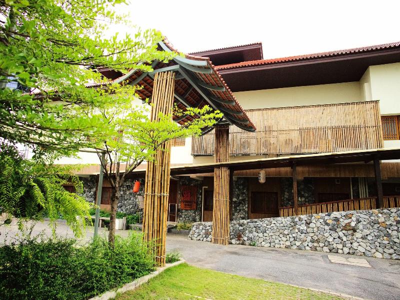 J Park Hotel image