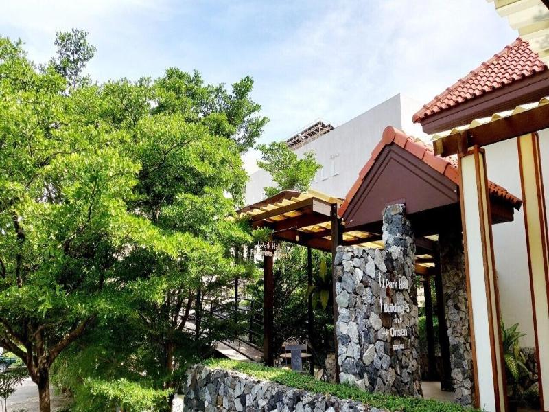 J Park Hotel image