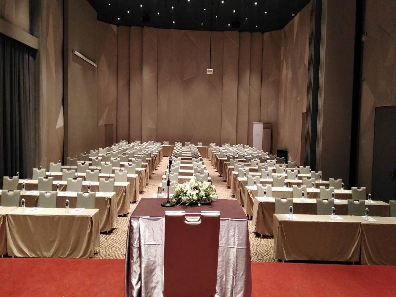 J Park Hotel image