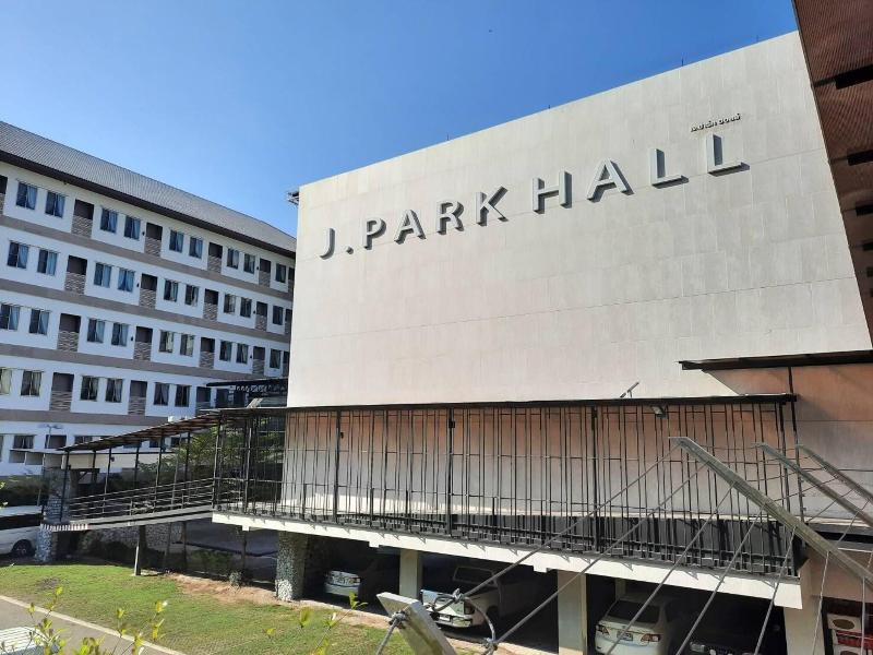 J Park Hotel image