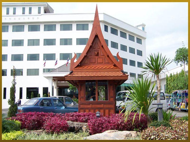 Sri U Thong Grand Hotel — general view