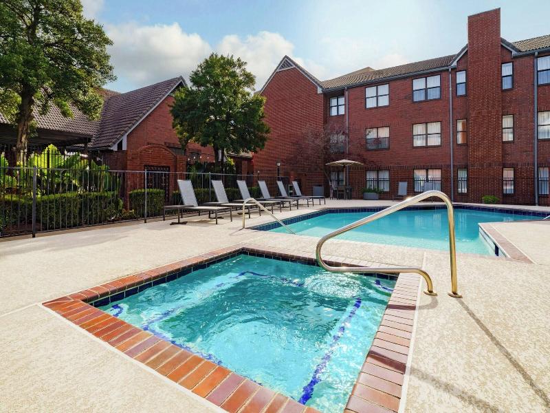 Residence Inn Dallas Addison Quorum Drive image