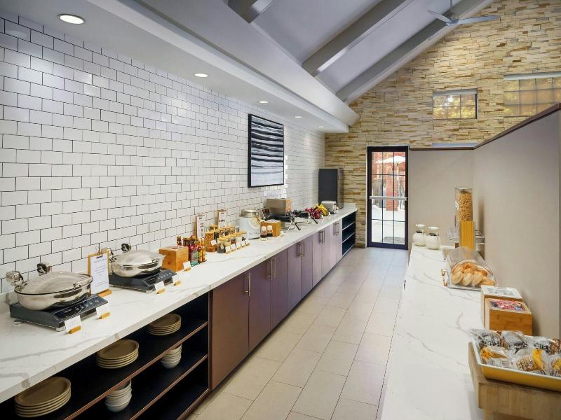 Residence Inn Dallas Addison Quorum Drive image