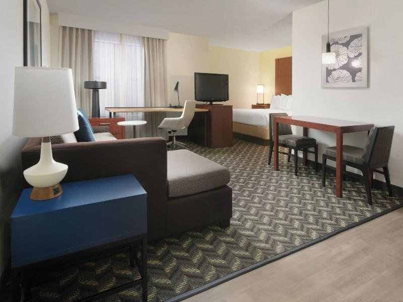 Residence Inn Dallas Addison Quorum Drive image