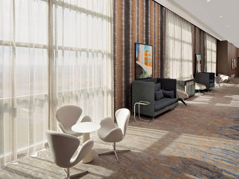 Courtyard Dallas Downtown Reunion District image