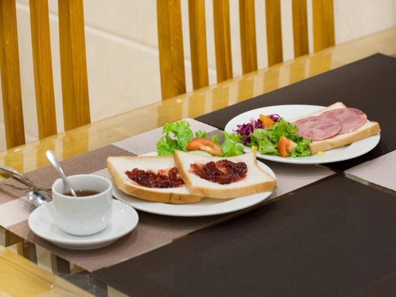 Thien Hai Hotel image