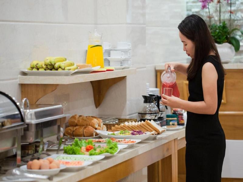 Thien Hai Hotel image