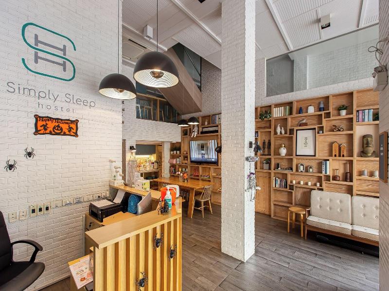 Simply Sleep Hostel image