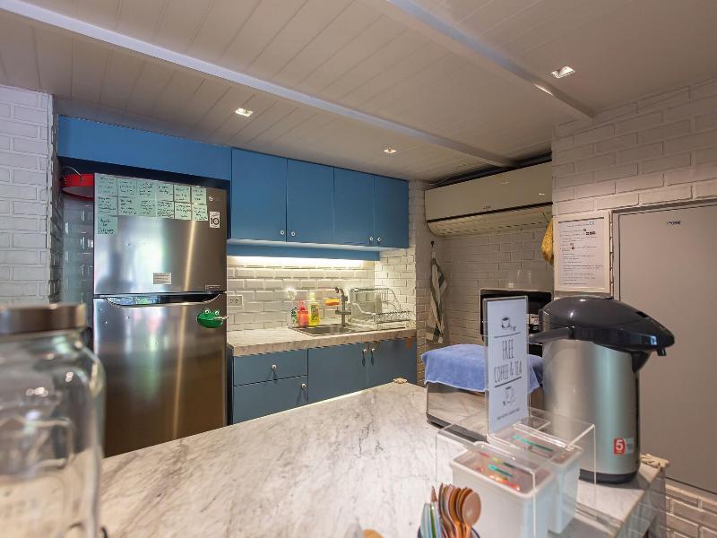 Simply Sleep Hostel image