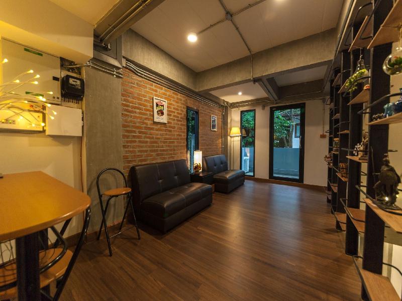 Feel Nimman Boutique image