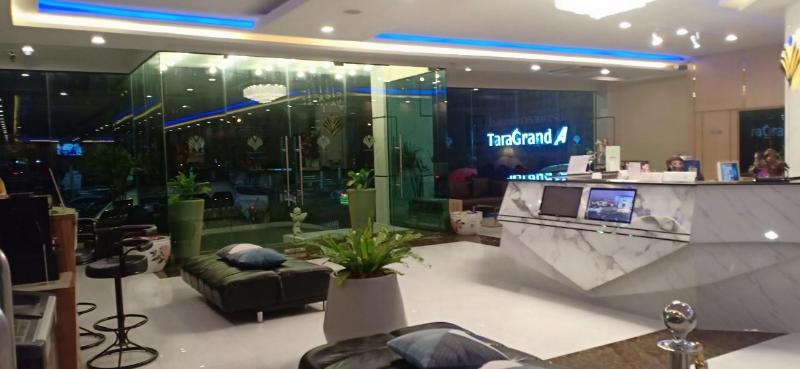 Tara Grand Hotel image