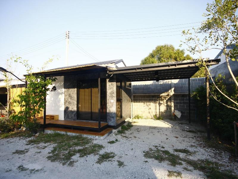 Patoey House image