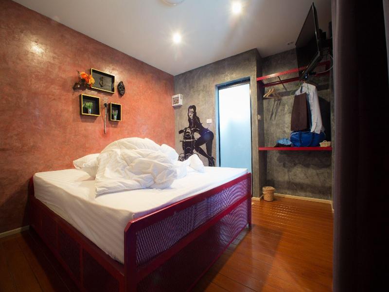 Patoey House image