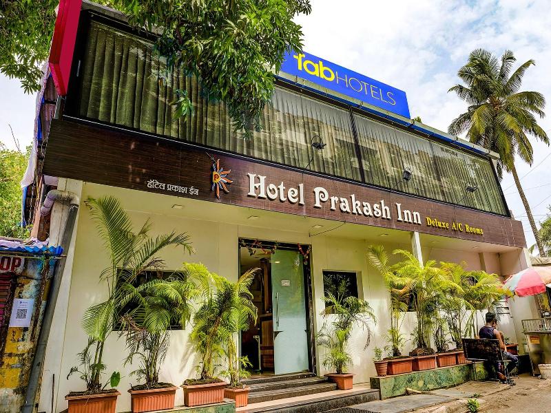 OYO 8757 Prakash Inn image