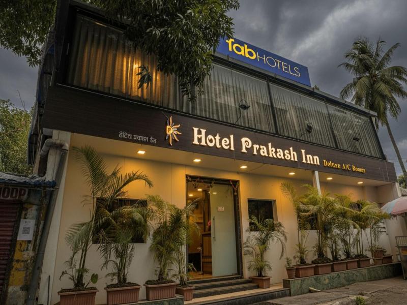 OYO 8757 Prakash Inn image