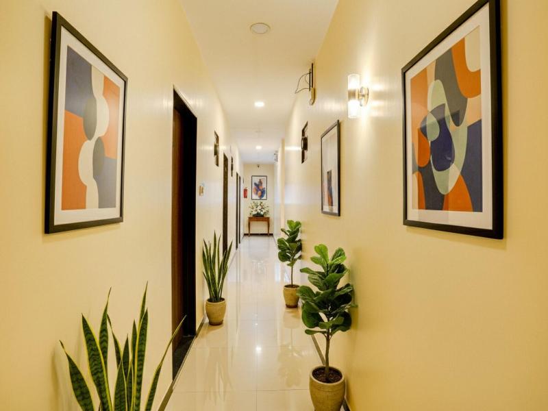 OYO 8757 Prakash Inn image