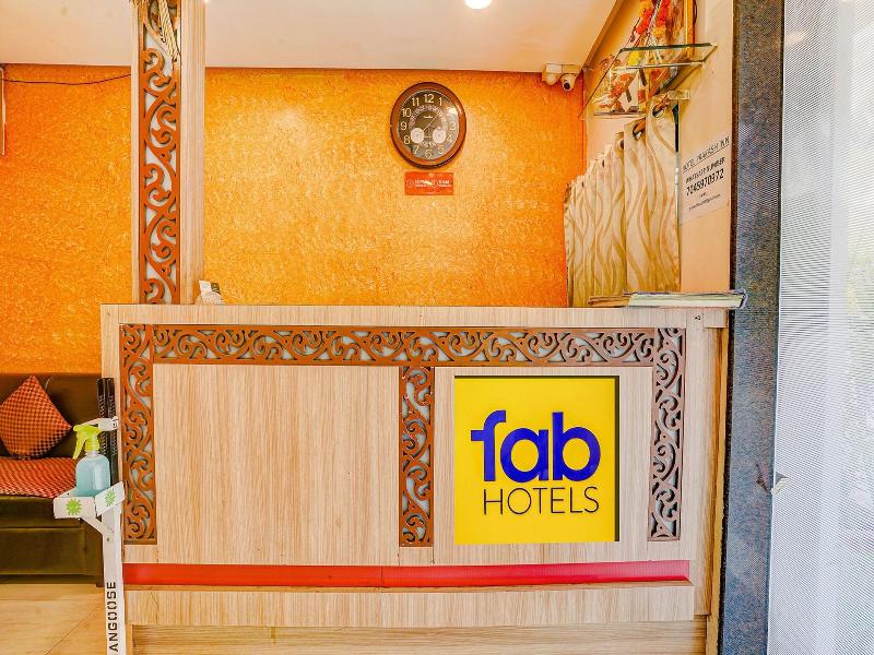 OYO 8757 Prakash Inn image
