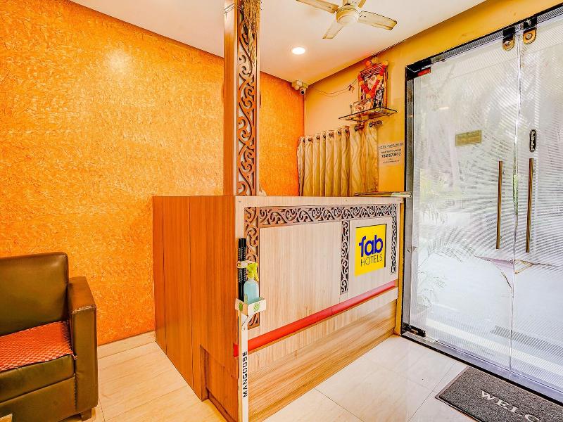 OYO 8757 Prakash Inn image