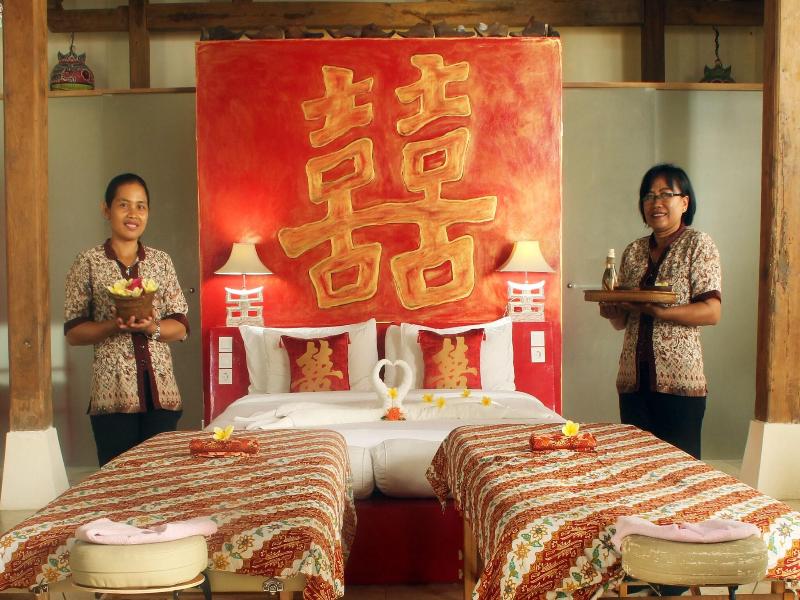 Bali Ginger Suites And Villa image