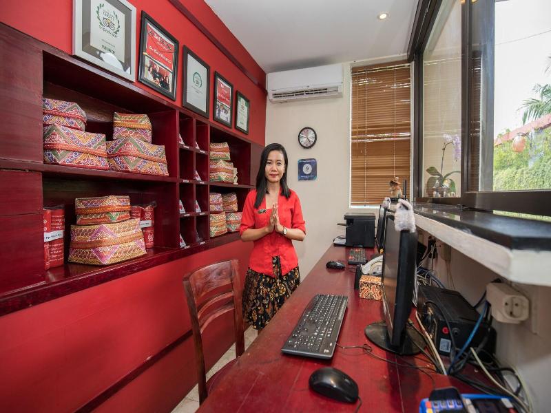 Bali Ginger Suites And Villa image
