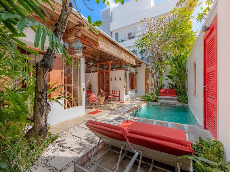 Bali Ginger Suites And Villa image