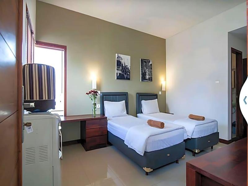 Kuta Legian Inn image
