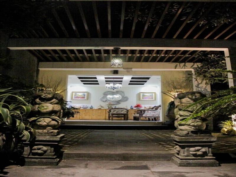 Putri Homestay image