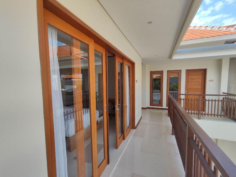 Villa Lovecho Echo Beach image