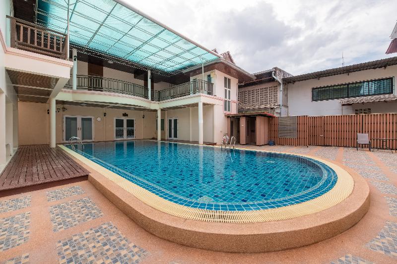 Sea Paradise Hotel image