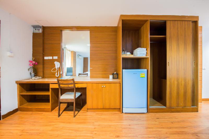 Sea Paradise Hotel image