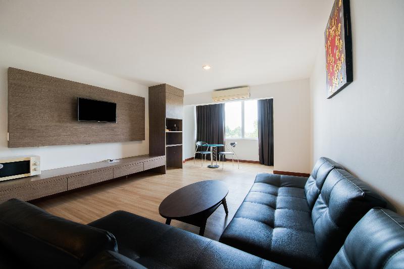 Sea Paradise Hotel image
