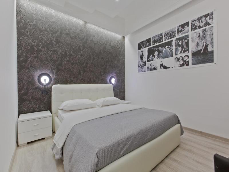 New Rome House image