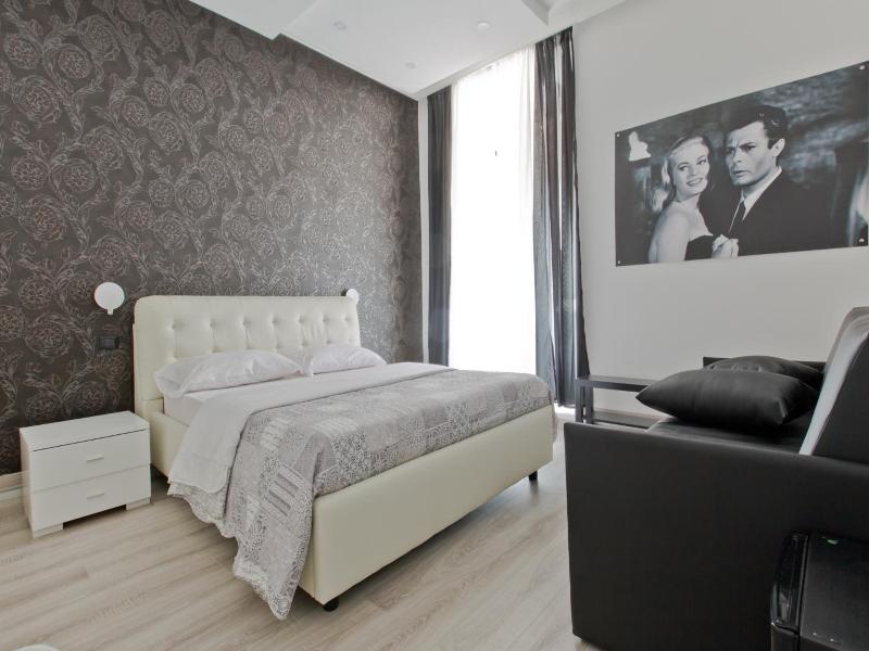New Rome House image