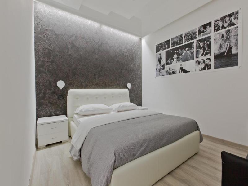 New Rome House image