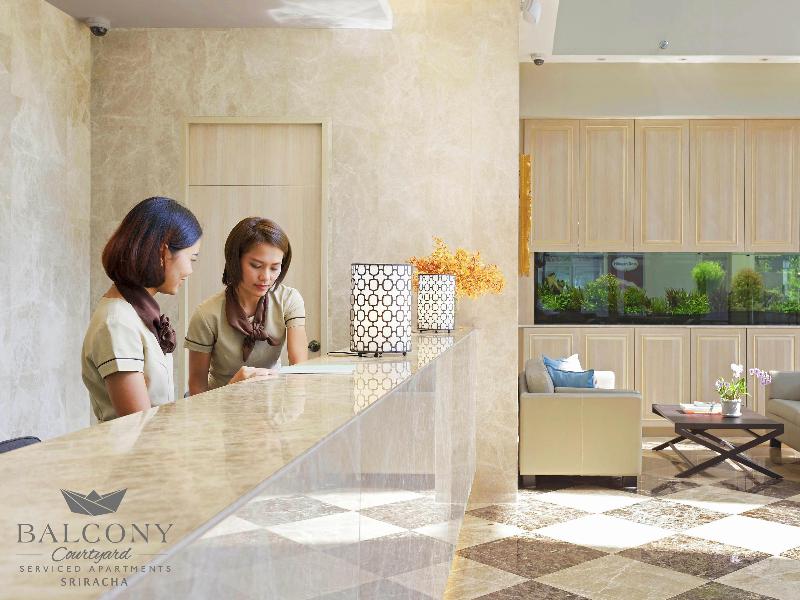 Balcony Courtyard Sriracha Hotel Serviced Apartmen image