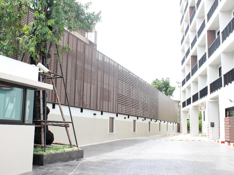 14 Residence image