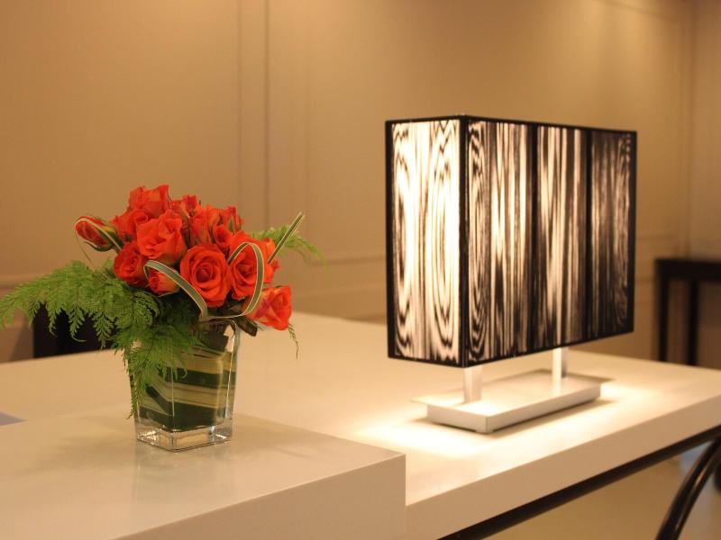 14 Residence image