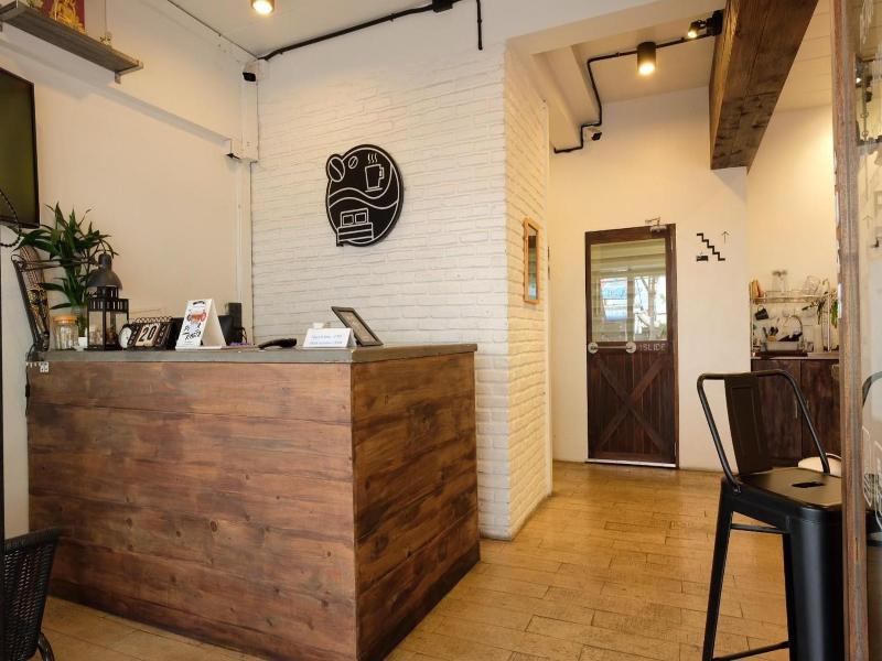 Petra Poshtel Donmuang image